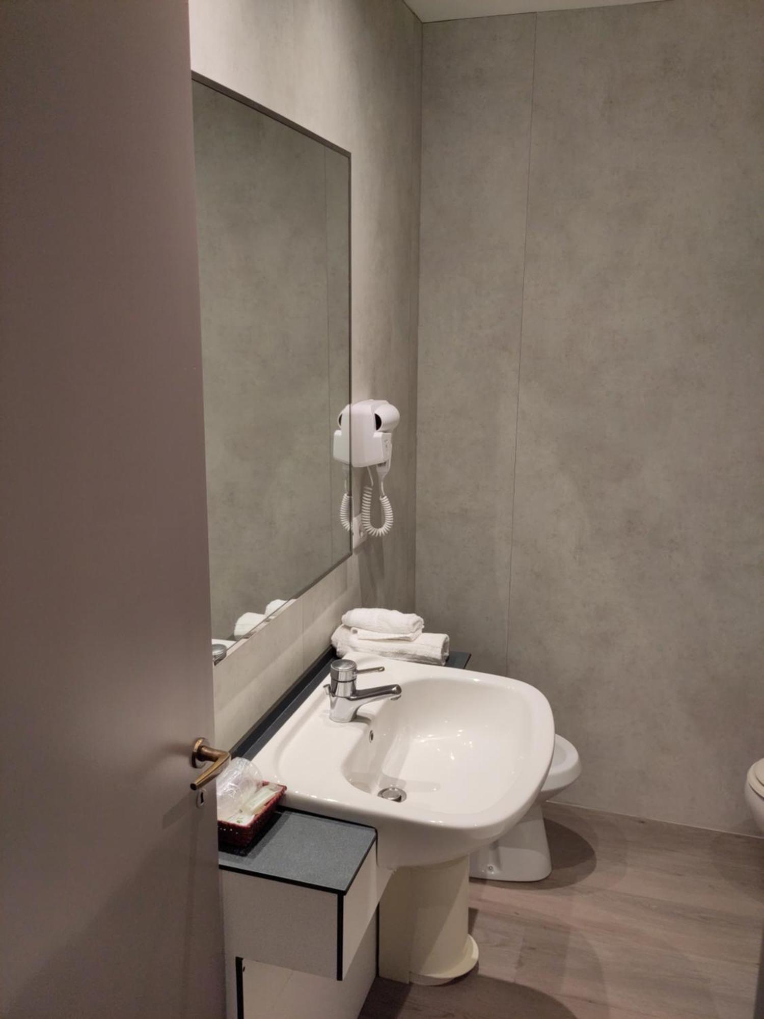 Hotel Europa Cento  Kamer foto