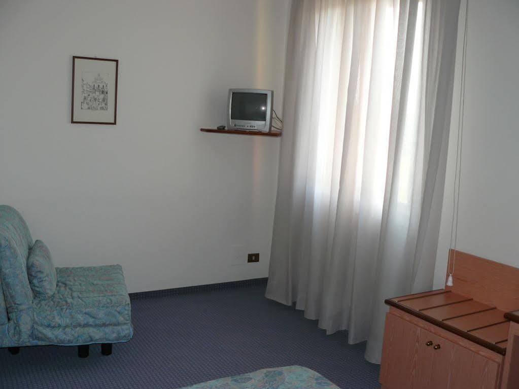 Hotel Europa Cento  Buitenkant foto